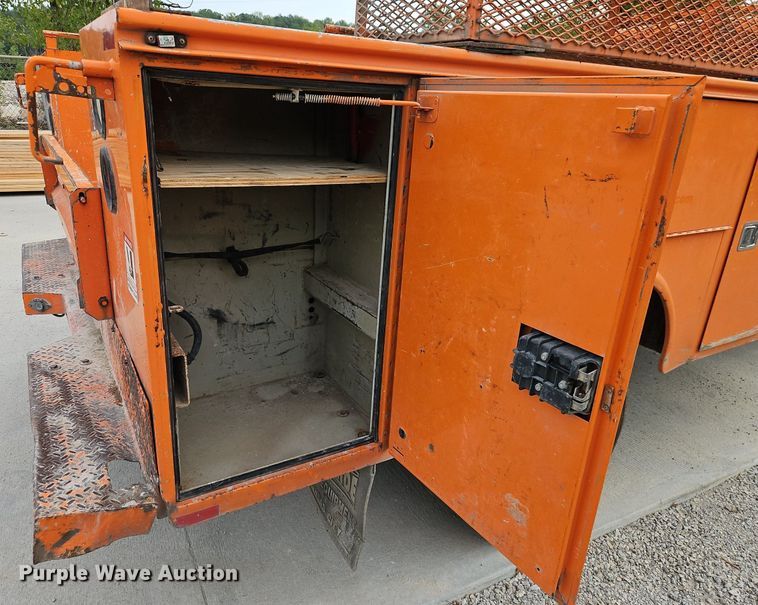 image for item EI8253 2013 Dodge  Ram 5500HD Crew Cab utility / service truck