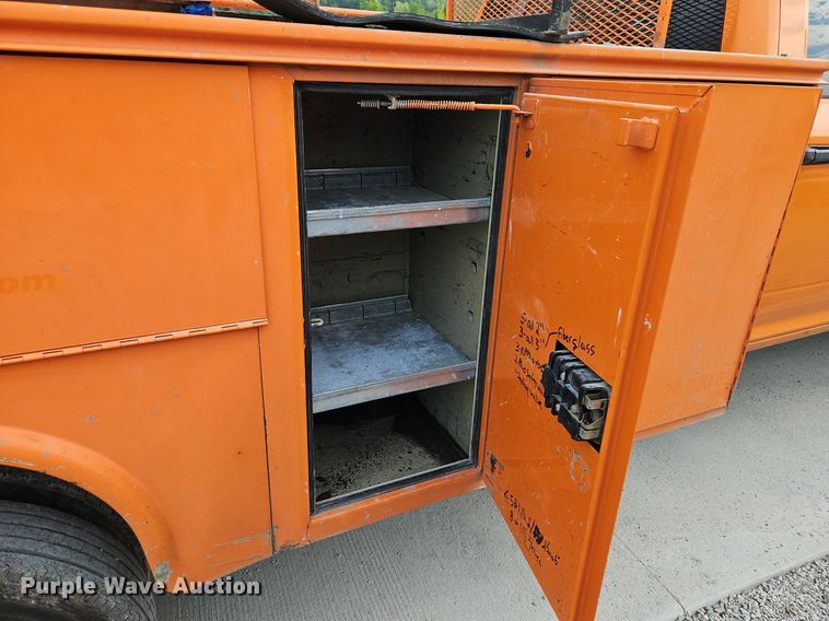 image for item EI8253 2013 Dodge  Ram 5500HD Crew Cab utility / service truck