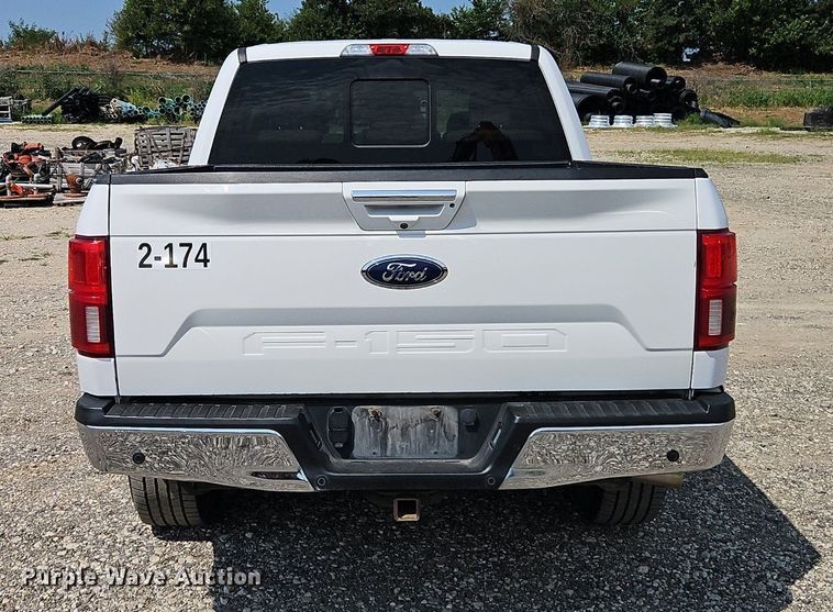 image for item EI8257 2018 Ford F150 Lariat SuperCrew pickup truck