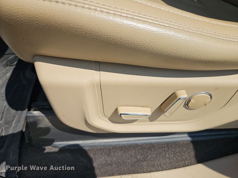 image for item EI8257 2018 Ford F150 Lariat SuperCrew pickup truck