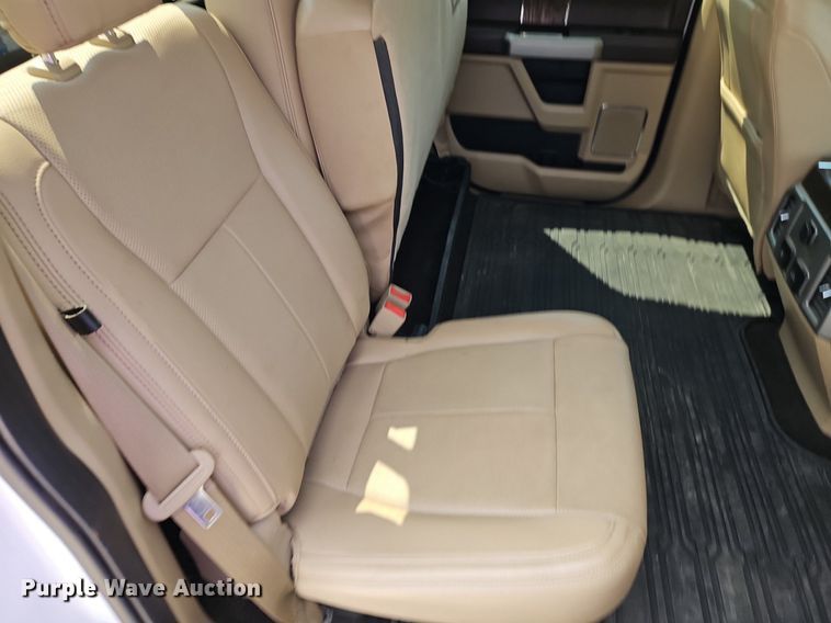 image for item EI8257 2018 Ford F150 Lariat SuperCrew pickup truck