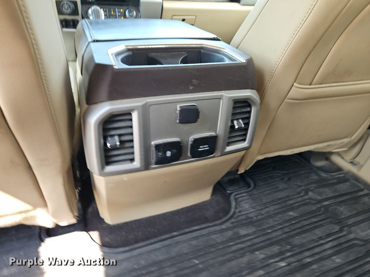 image for item EI8257 2018 Ford F150 Lariat SuperCrew pickup truck