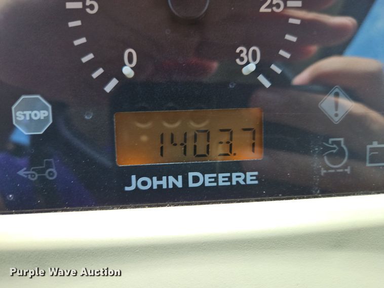 image for item EI8258 2013 John Deere 4320 MFWD tractor