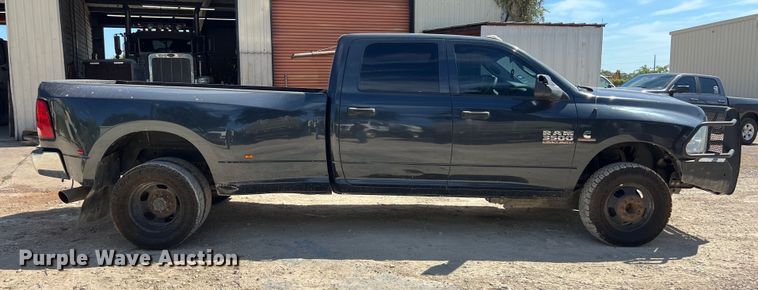 image for item EJ2934 2018 Dodge Ram 3500 Crew Cab pickup truck