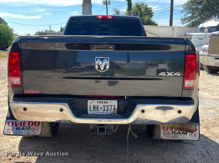 image for item EJ2934 2018 Dodge Ram 3500 Crew Cab pickup truck