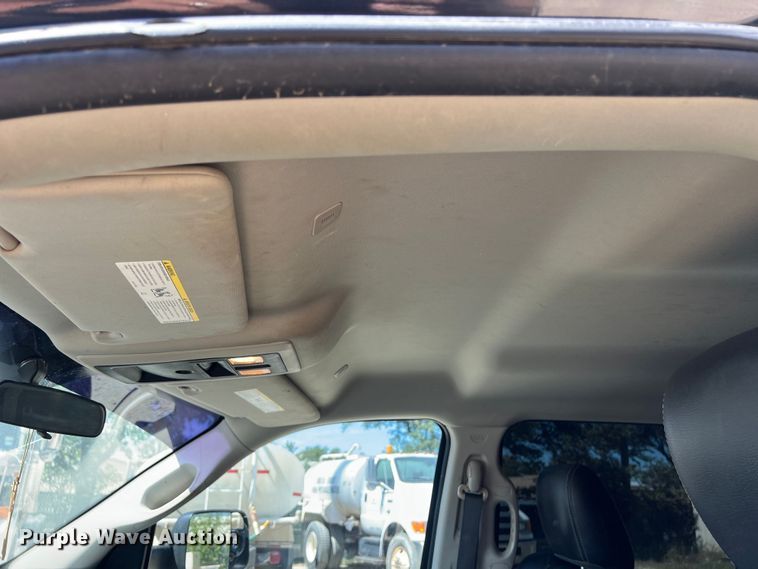 image for item EJ2934 2018 Dodge Ram 3500 Crew Cab pickup truck