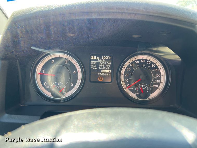 image for item EJ2934 2018 Dodge Ram 3500 Crew Cab pickup truck