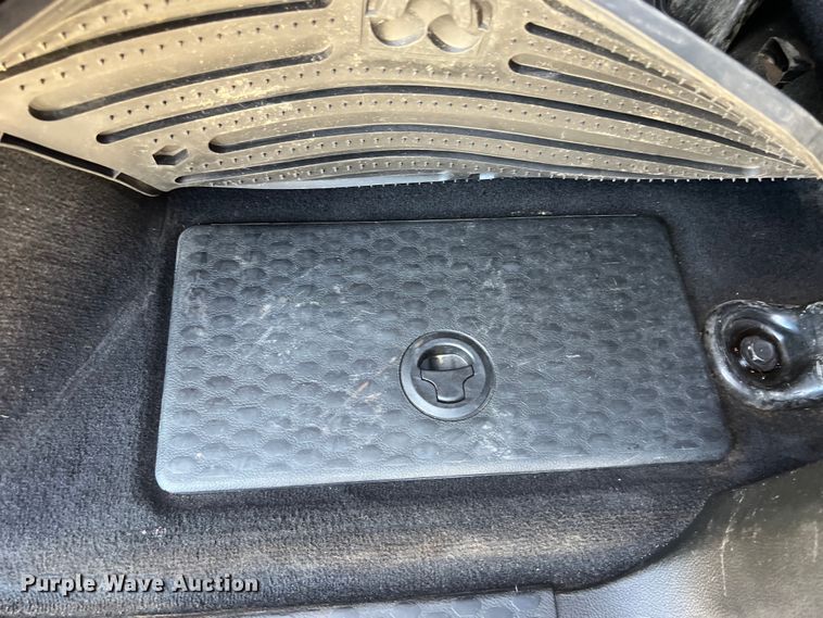 image for item EJ2934 2018 Dodge Ram 3500 Crew Cab pickup truck