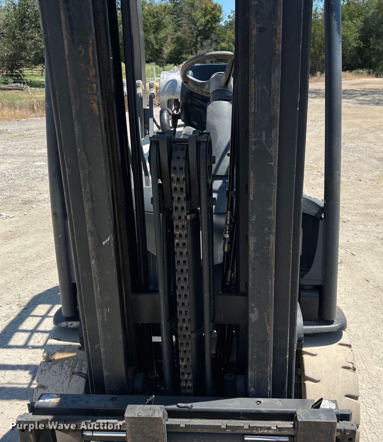 image for item EJ2943 Crown C-5 forklift