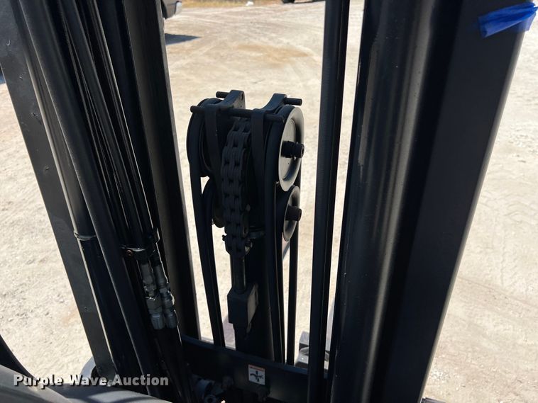 image for item EJ2943 Crown C-5 forklift