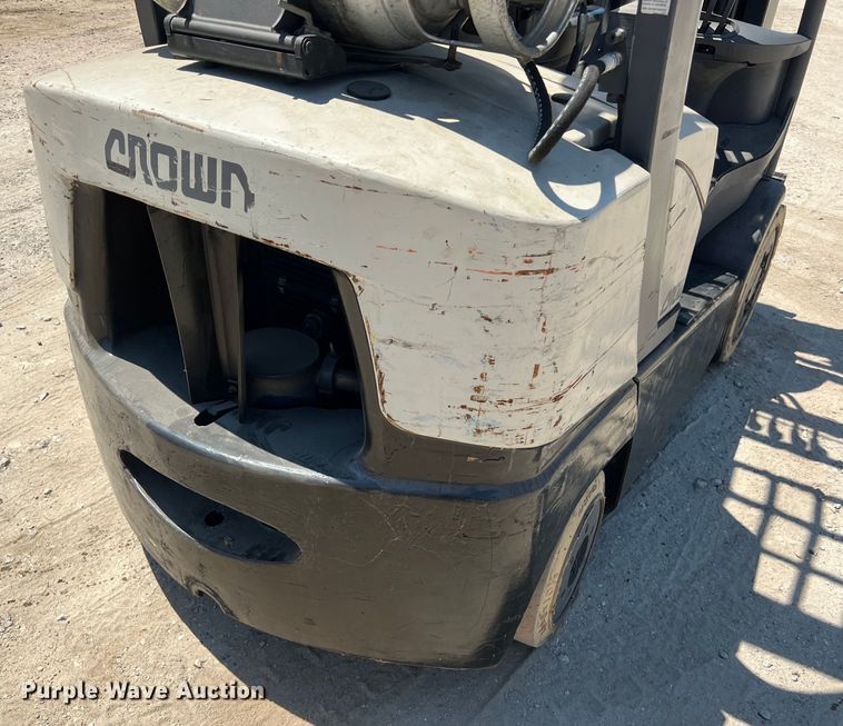 image for item EJ2943 Crown C-5 forklift