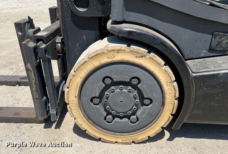 image for item EJ2943 Crown C-5 forklift