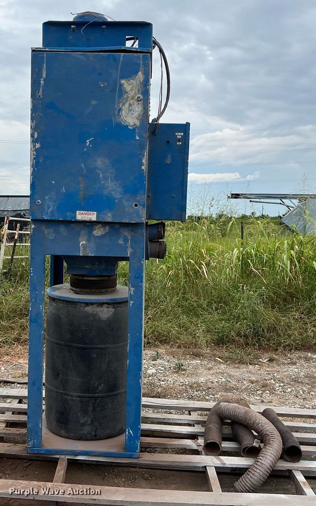 image for item EJ2973 AAF Arrestall AR35 dust collector