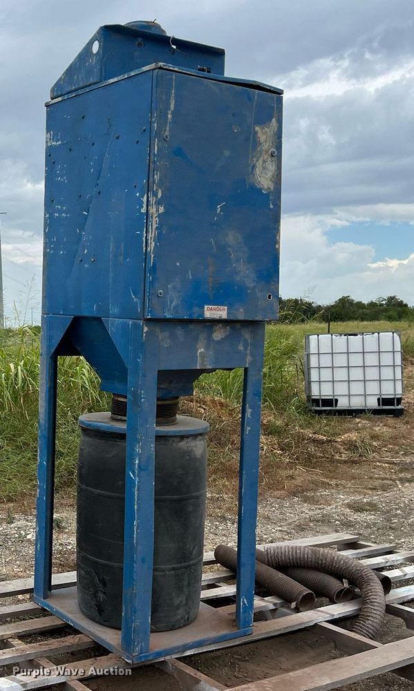 image for item EJ2973 AAF Arrestall AR35 dust collector