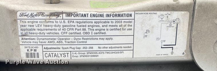 image for item EJ7136 2003 Ford E350 Super Duty  delivery truck