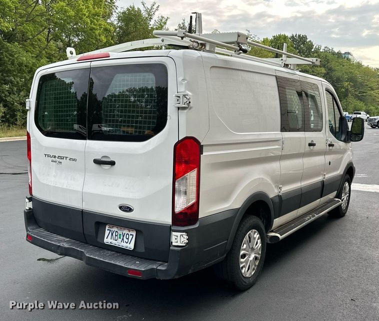 image for item EJ7181 2015 Ford  Transit 250 van