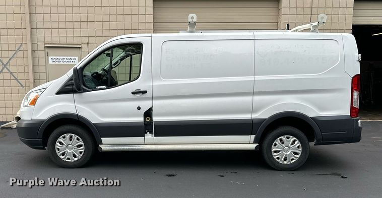 image for item EJ7181 2015 Ford  Transit 250 van
