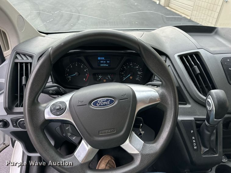 image for item EJ7181 2015 Ford  Transit 250 van