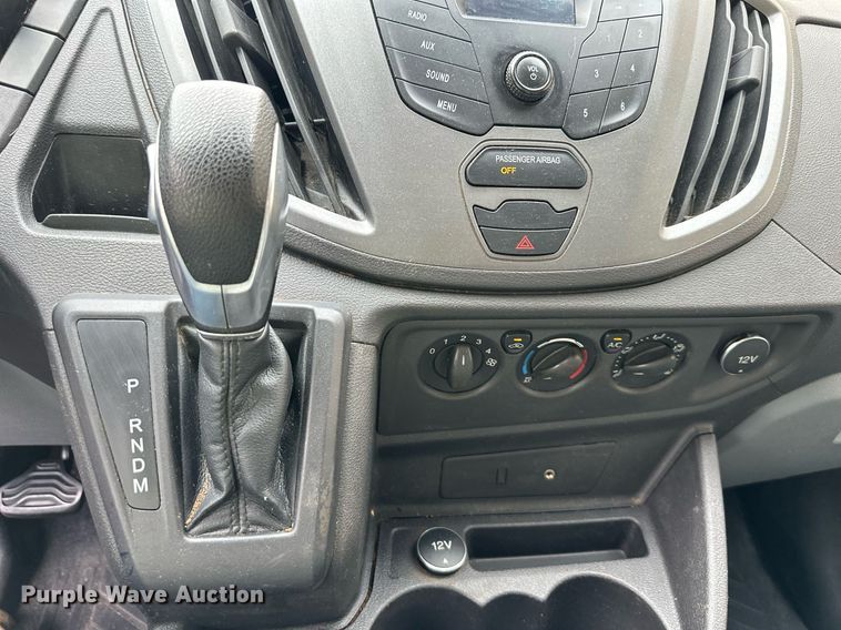 image for item EJ7181 2015 Ford  Transit 250 van