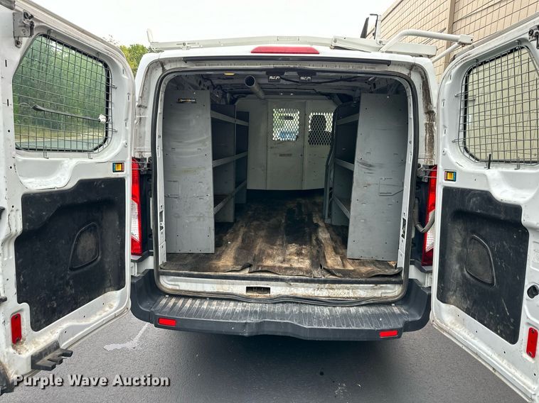 image for item EJ7181 2015 Ford  Transit 250 van