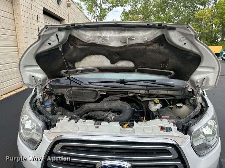 image for item EJ7181 2015 Ford  Transit 250 van