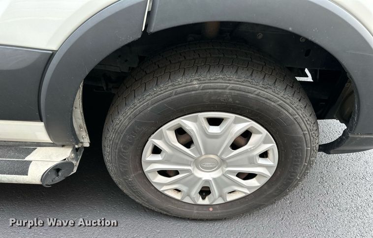 image for item EJ7181 2015 Ford  Transit 250 van