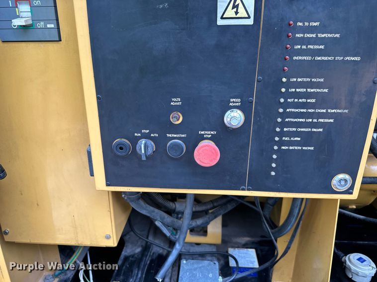 image for item EJ7184 2001 Olympian D90P1 generator