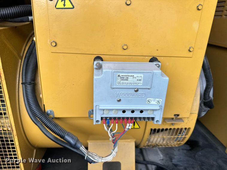 image for item EJ7184 2001 Olympian D90P1 generator