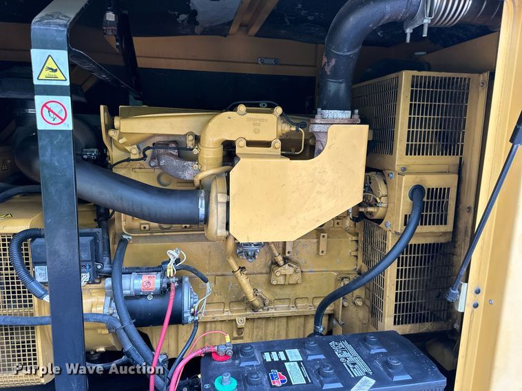 image for item EJ7184 2001 Olympian D90P1 generator