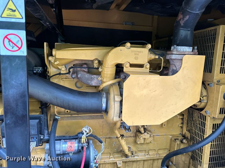 image for item EJ7184 2001 Olympian D90P1 generator