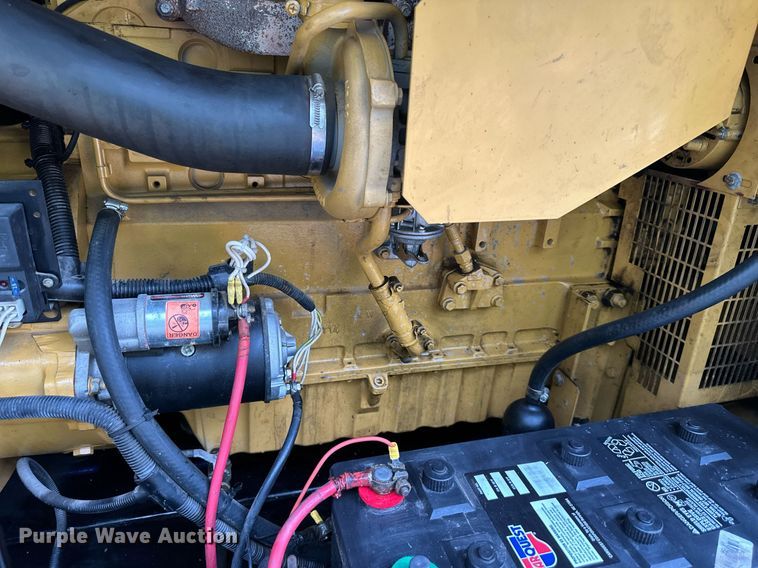 image for item EJ7184 2001 Olympian D90P1 generator