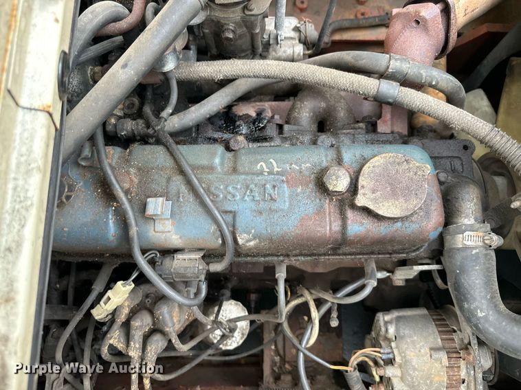 image for item EJ7185 Nissan 30 forklift