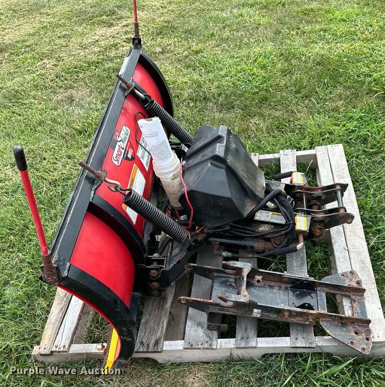 image for item EJ7186 Boss snow plow