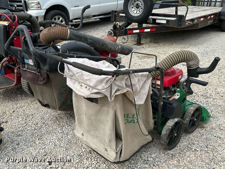 image for item EJ7192 (2) Billy Goat leaf vaccums 