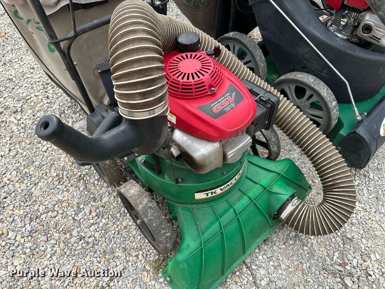 image for item EJ7192 (2) Billy Goat leaf vaccums 