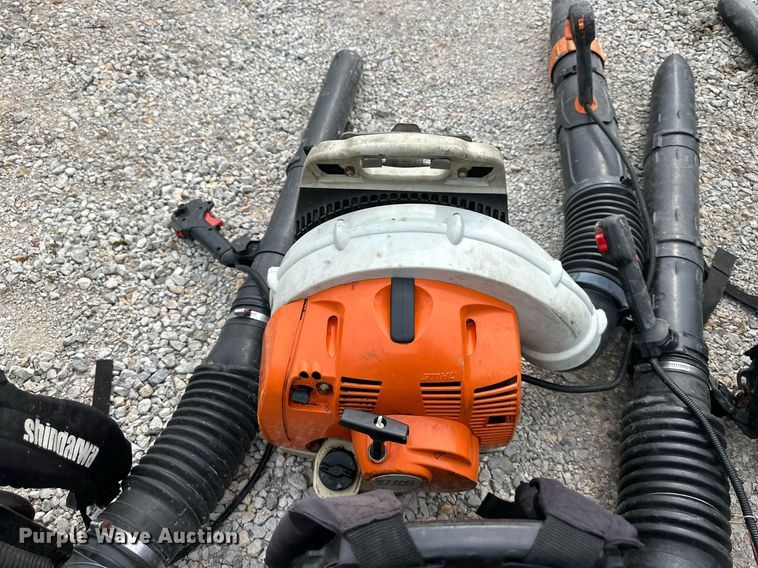 image for item EJ7193 (5) leaf blowers 