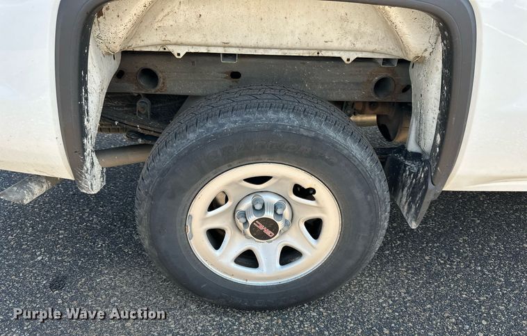 image for item EJ7206 2016 GMC Sierra 1500 pickup truck