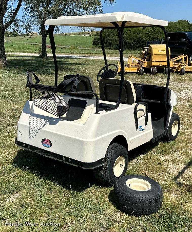 image for item EJ7209 Par Car  golf cart