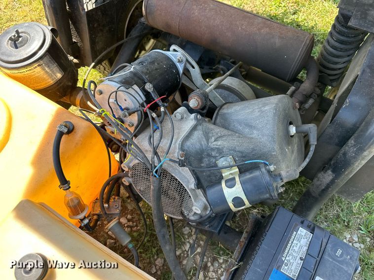 image for item EJ7209 Par Car  golf cart