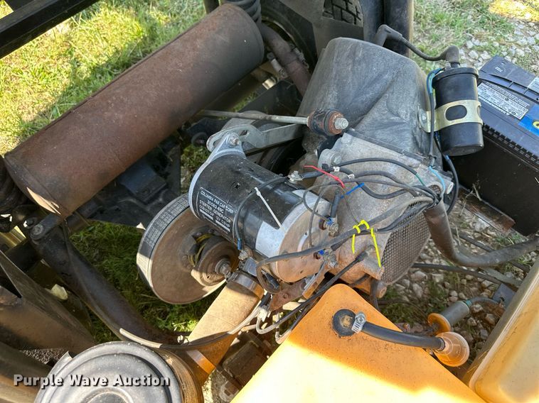 image for item EJ7209 Par Car  golf cart