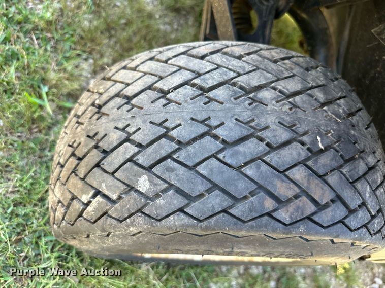 image for item EJ7209 Par Car  golf cart