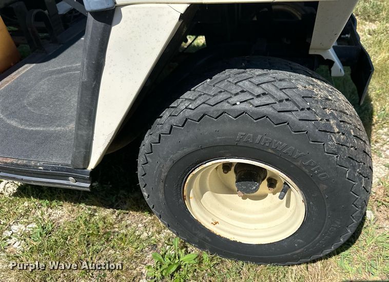 image for item EJ7209 Par Car  golf cart