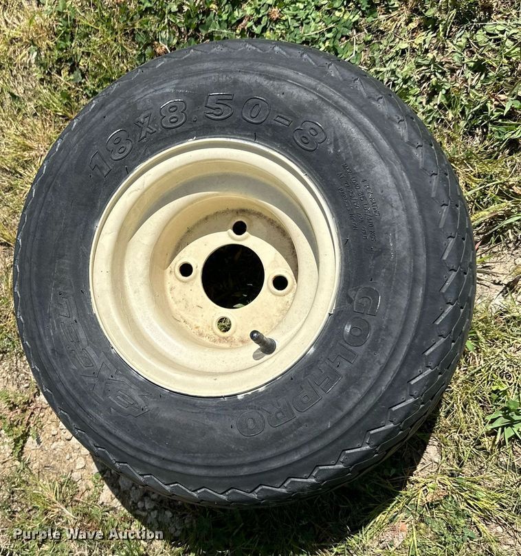 image for item EJ7209 Par Car  golf cart