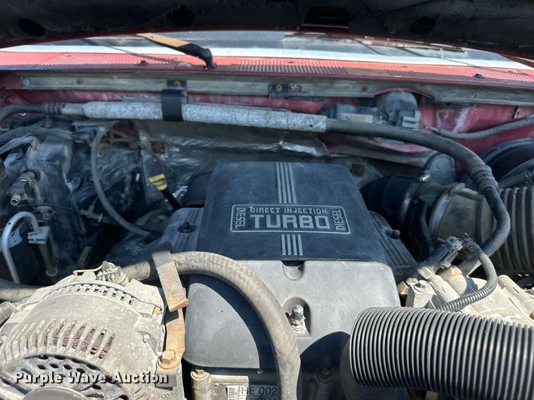 image for item EJ7211 1997 Ford F350 XLT pickup truck