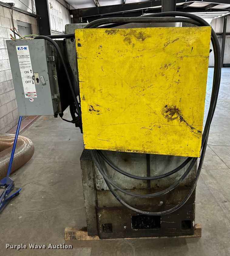 image for item EJ8838 1979 Edelstaal  SNA1000x3000 gap bed lathe 