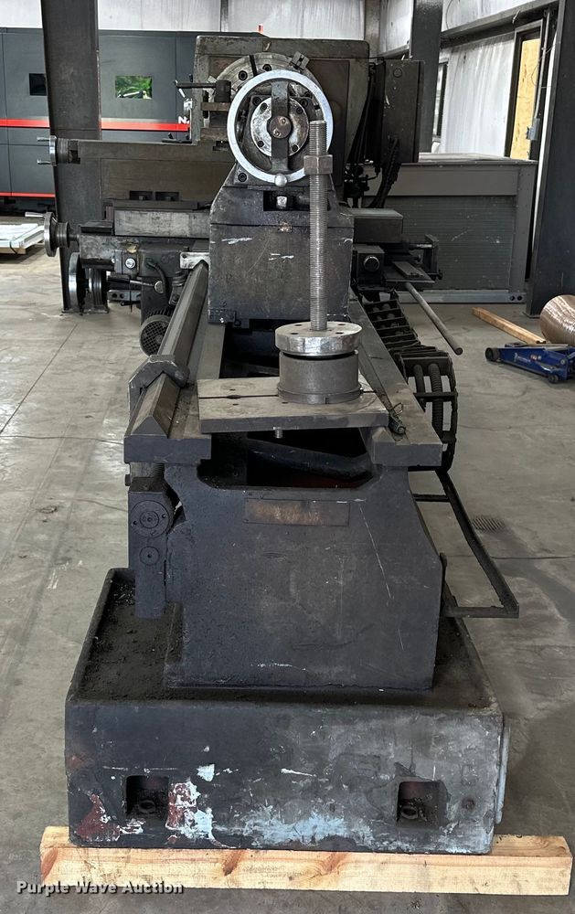 image for item EJ8838 1979 Edelstaal  SNA1000x3000 gap bed lathe 