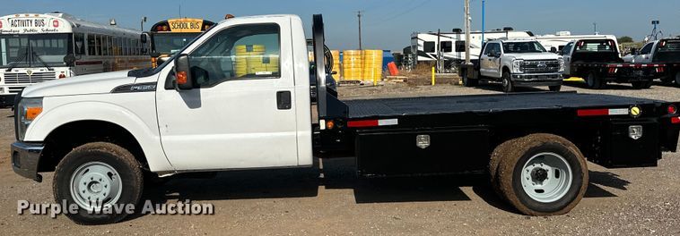 image for item EJ8845 2015 Ford F350 Super Duty flatbed pickup truck
