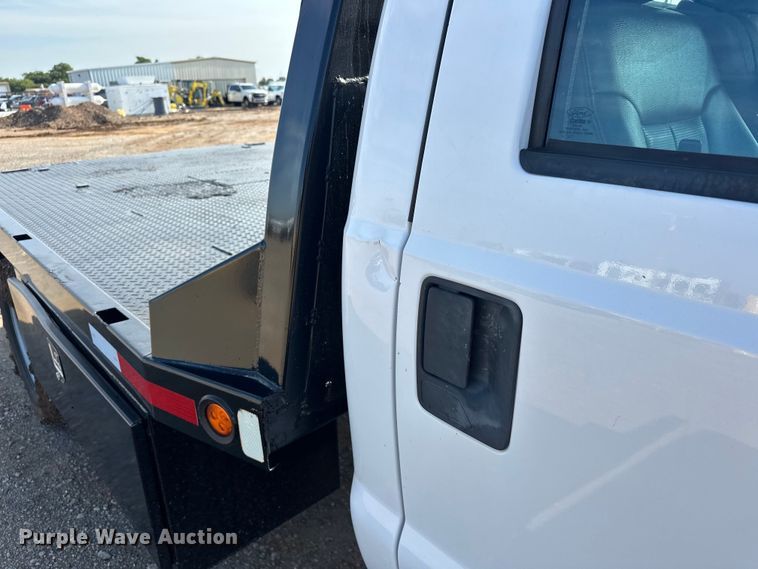 image for item EJ8845 2015 Ford F350 Super Duty flatbed pickup truck