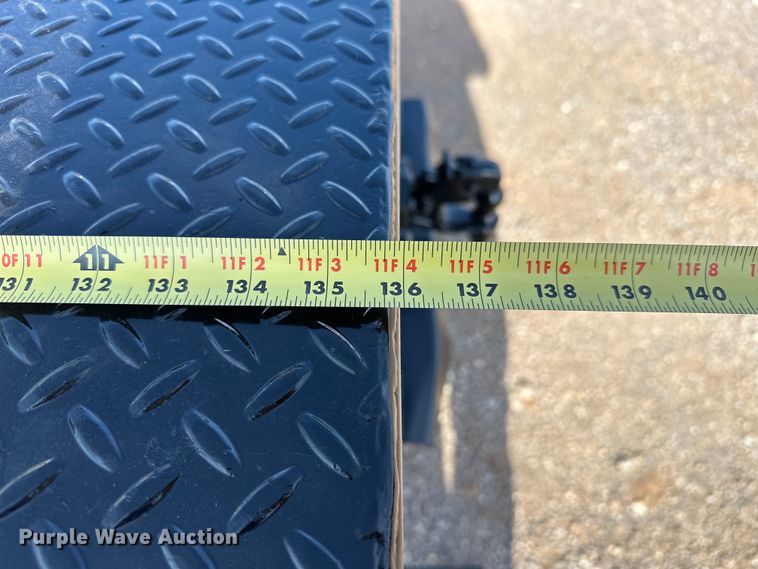 image for item EJ8845 2015 Ford F350 Super Duty flatbed pickup truck