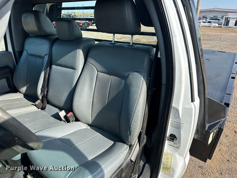 image for item EJ8845 2015 Ford F350 Super Duty flatbed pickup truck